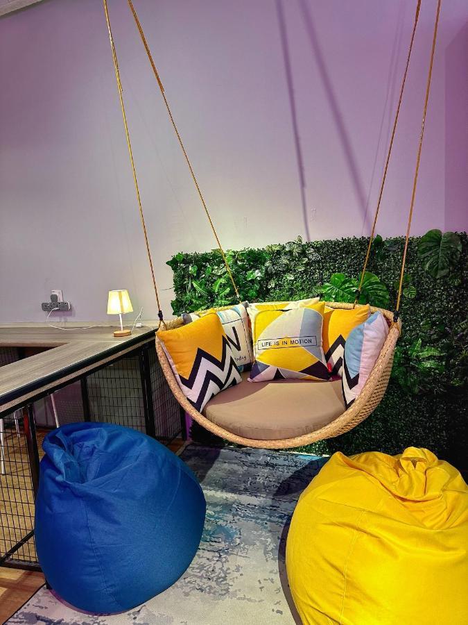 Swing & Pillows @ Beach Street Τζωρτζ Τάουν Εξωτερικό φωτογραφία